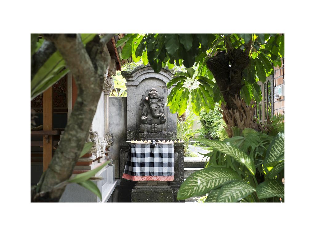 Narendra Guest House Ubud Esterno foto